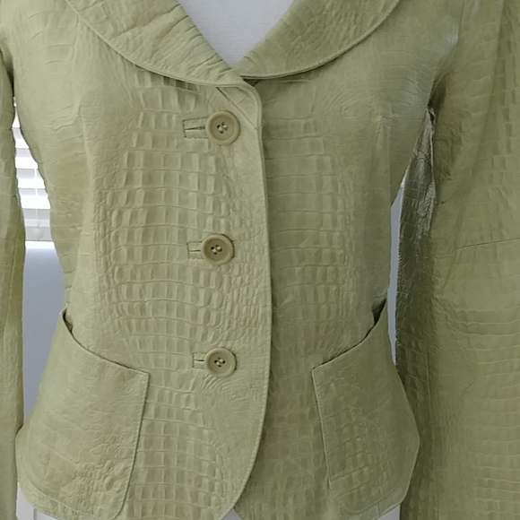 Jacket - Picture 6 of 11